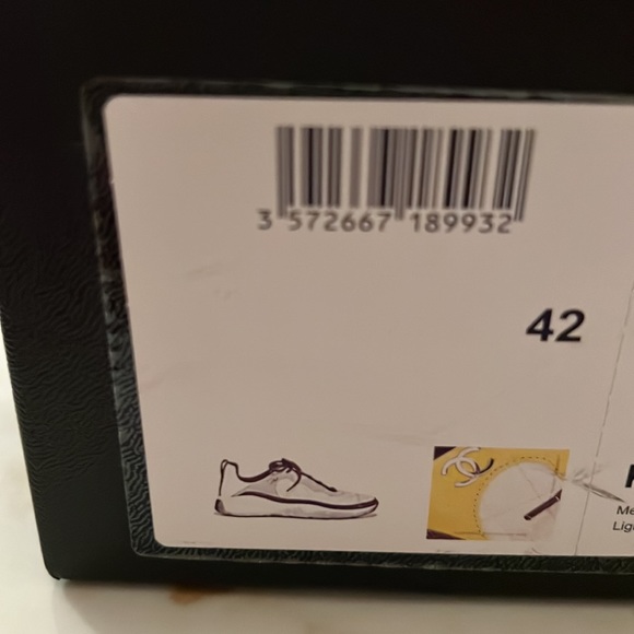 NIB CHANEL 22C Mesh and calfskin sneakers size 42 - Picture 9 of 9